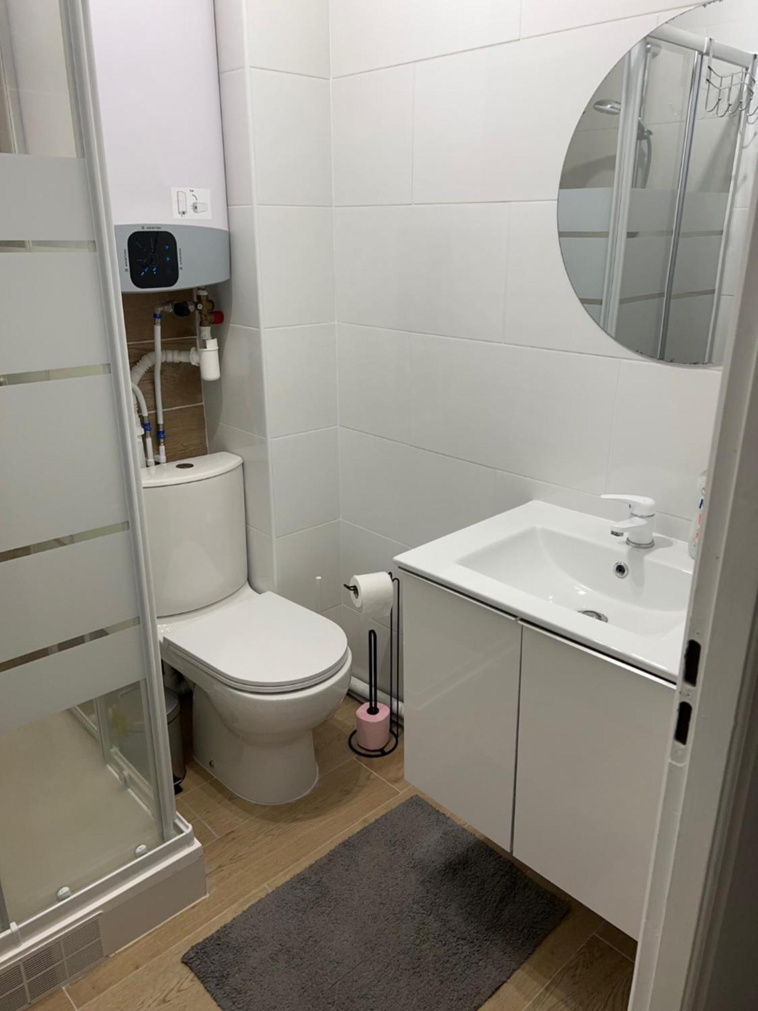 Appartement Lumineux Pres Metro Saint-Denis  Eksteriør billede