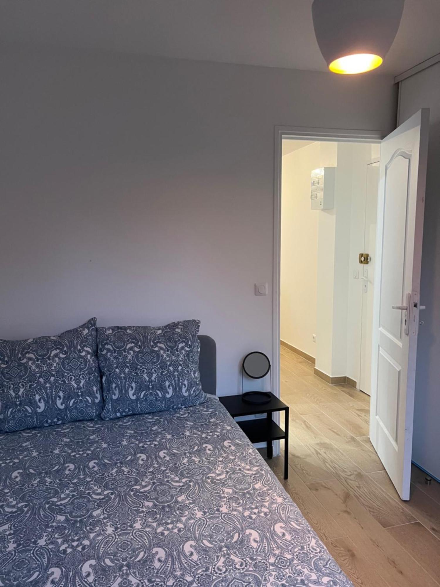 Appartement Lumineux Pres Metro Saint-Denis  Eksteriør billede